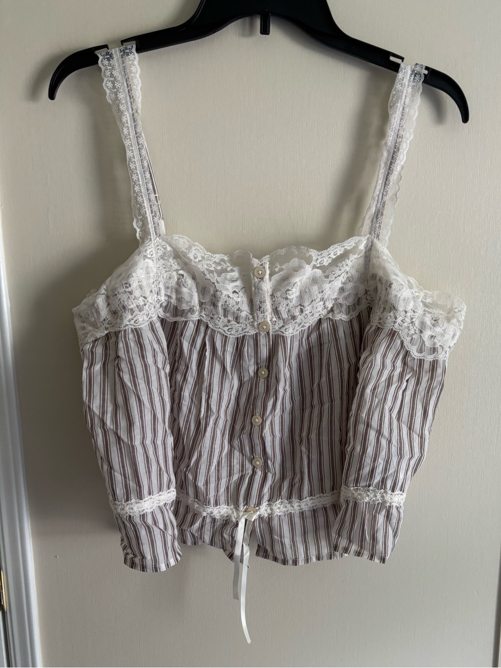 NWT Abercrombie Lace-Trim Cinched Button-Through Cami - L - Picture 3 of 5